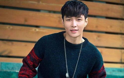 张艺兴吃瓜娱乐完整版,吃瓜娱乐背后的故事与真相